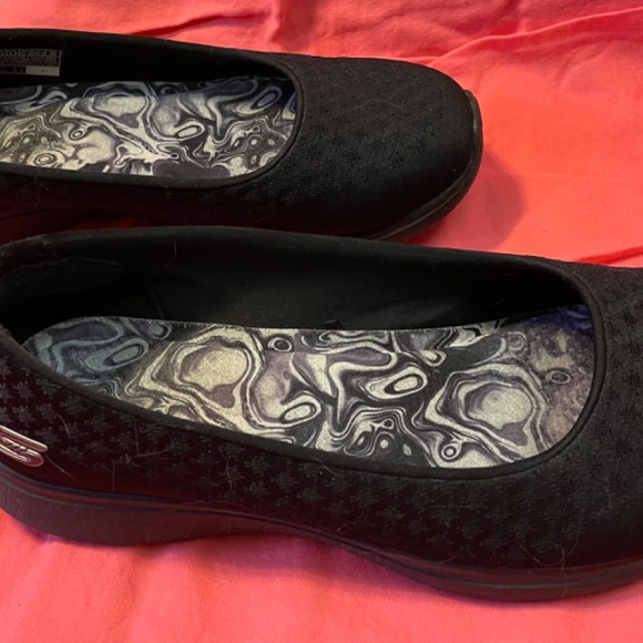 Skechers Womens Microburst One-up Shoe - Picture 3 of 6